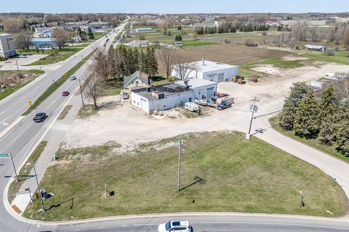 Property Photo: N Casaloma Drive 2B WI 54913-0000