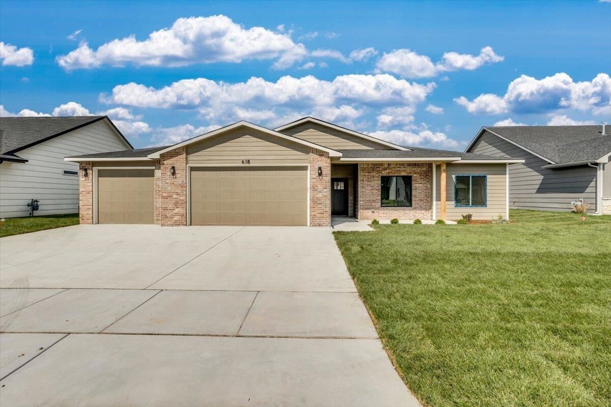 Property Photo: 618 S Sweetwater KS 67101
