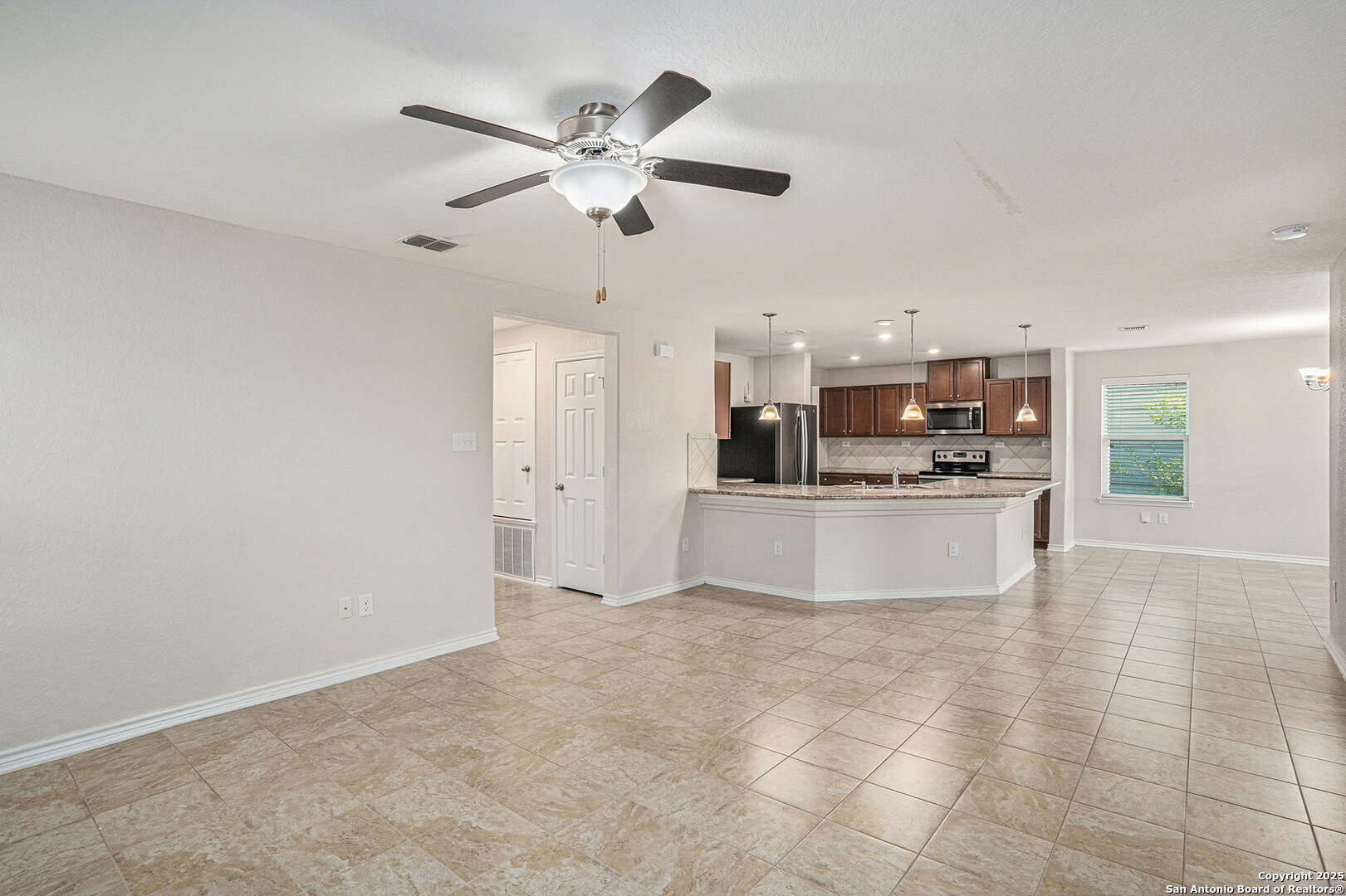 Property Photo: 1612 Iron TX 78245