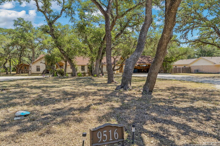 Property Photo:  9516 Geronimo Oaks  TX 78254 