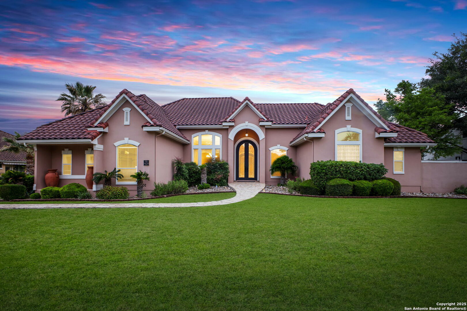 Property Photo: 71 Three Lakes TX 78248