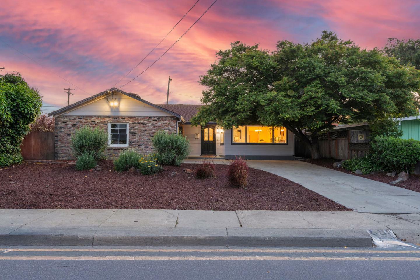 Property Photo: 881 Richmond Avenue CA 95128
