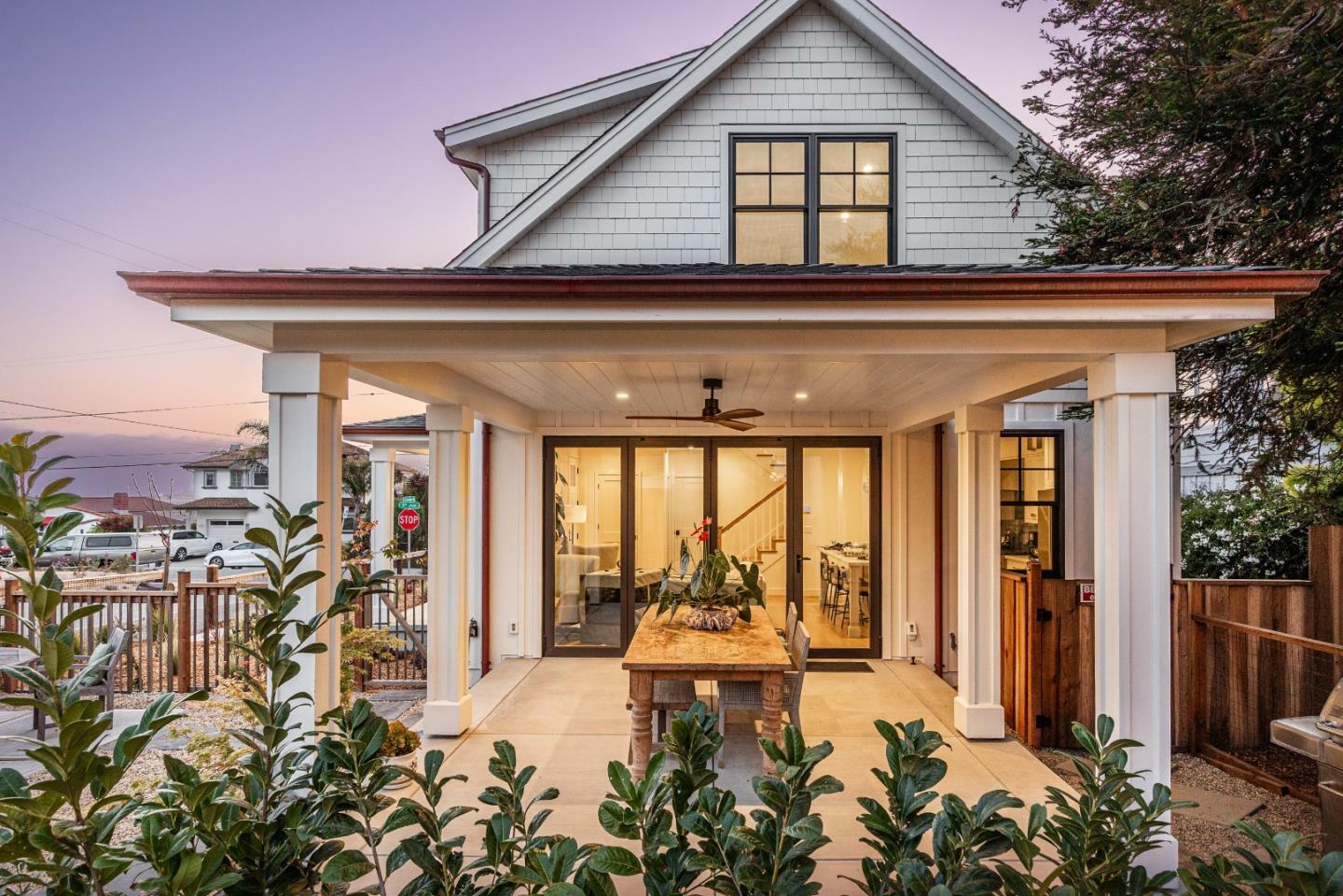 Property Photo: 601 Bonnie Street CA 95062