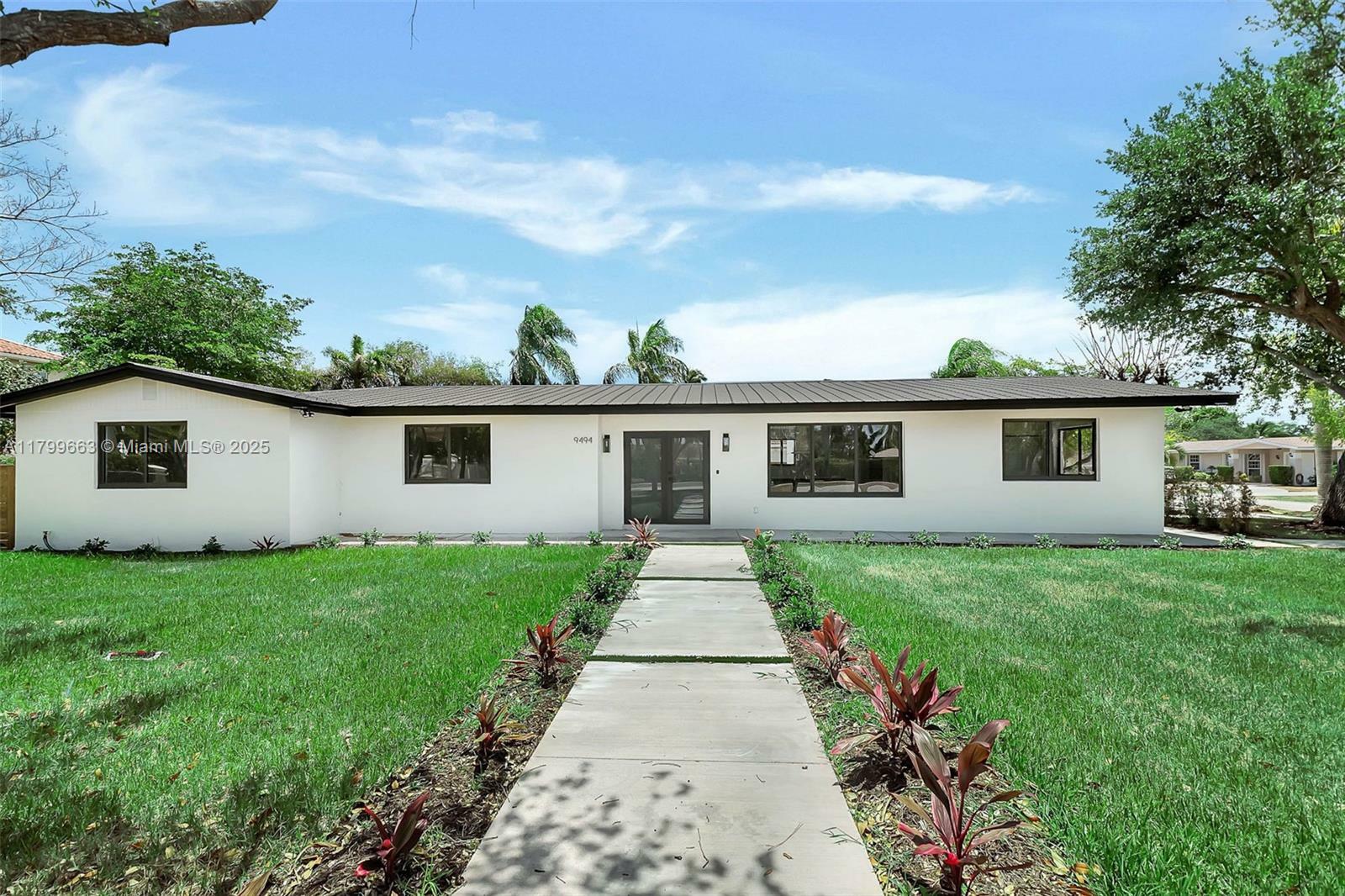 9494 SW 144th St  Miami FL 33176 photo