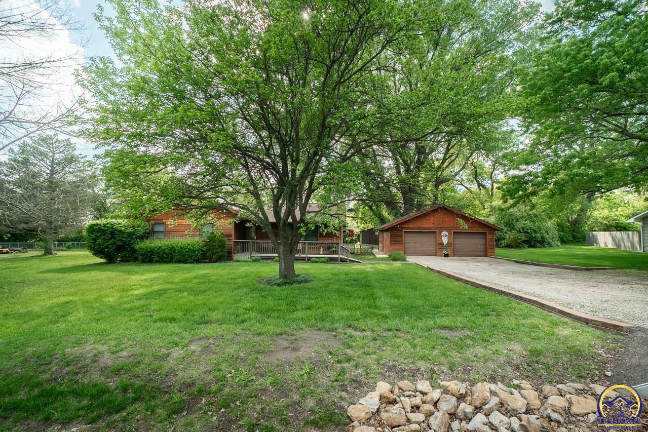 Property Photo: 4311 NW Westgate Rd KS 66618