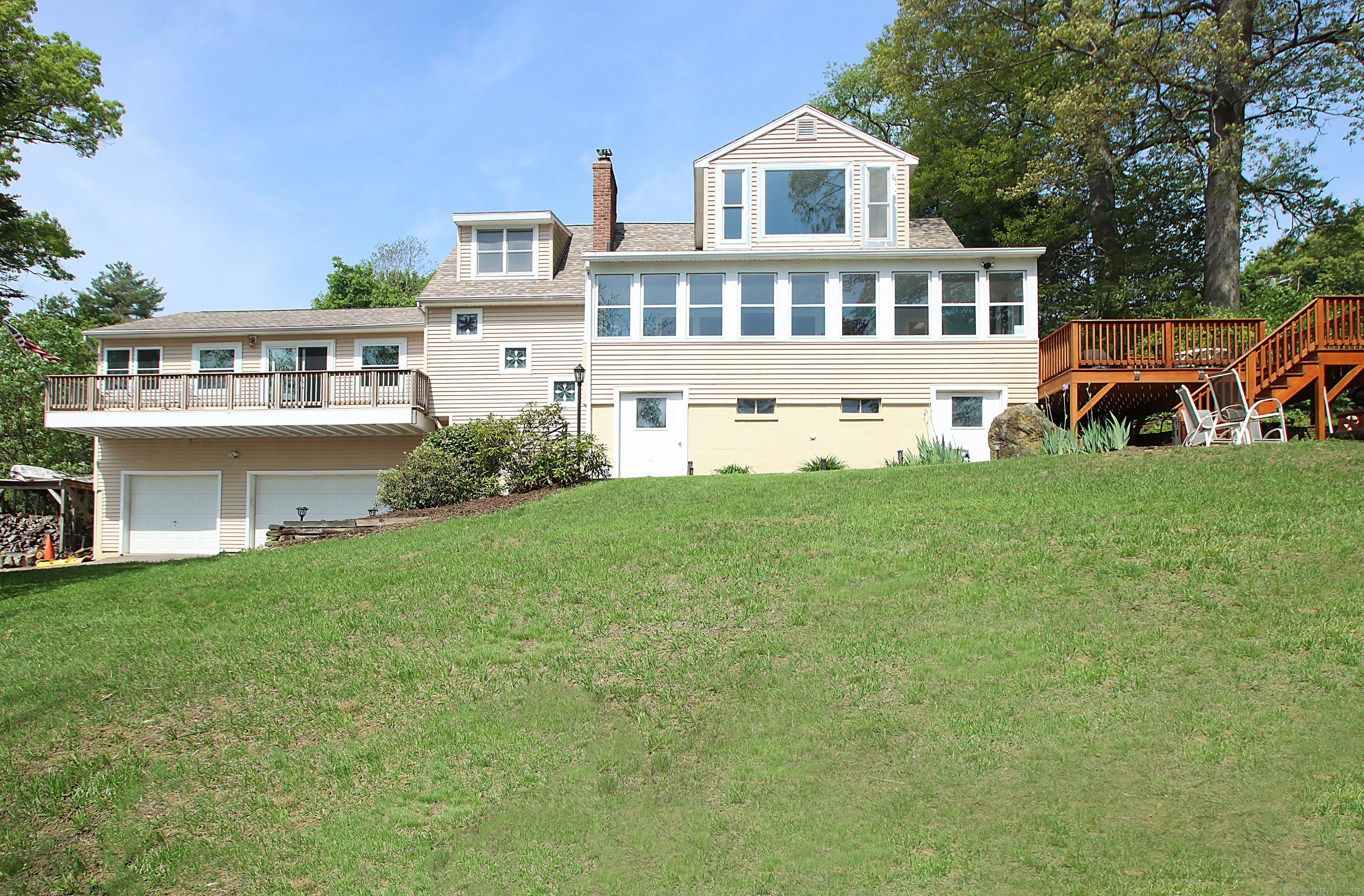 231 Lake Shore Drive  East Haddam CT 06415 photo