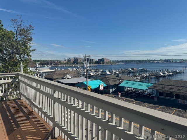 Property Photo: 271 Pequot Avenue 4 CT 06320