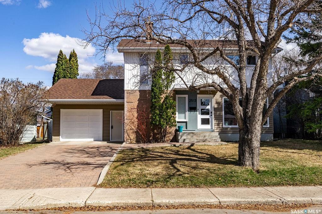 2513 Ewart Avenue  Saskatoon SK S7J 1Y7 photo