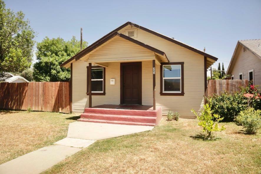 321 N Orange Avenue  Exeter CA 93221 photo