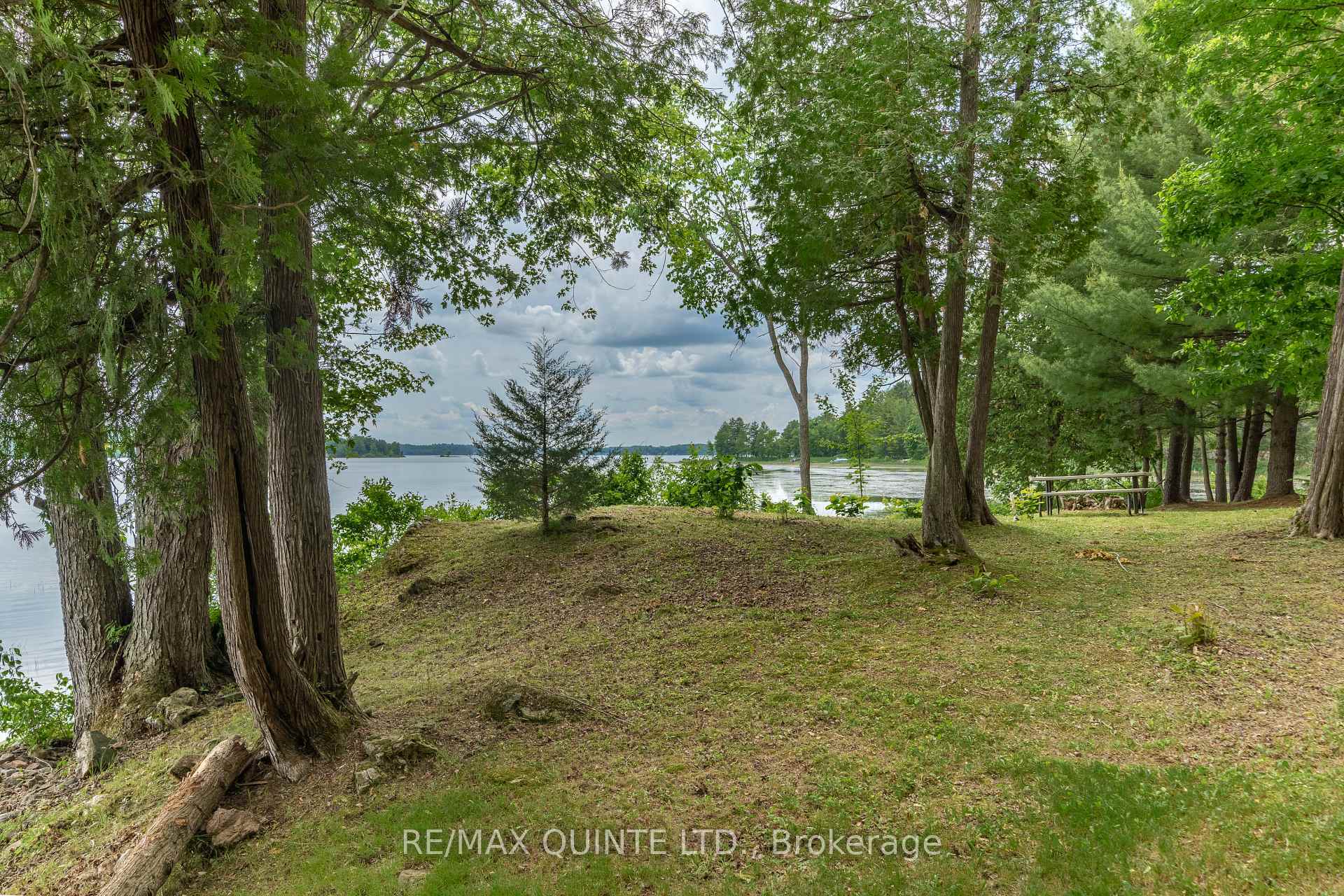 Property Photo:  496 Pine Point Lane  ON K0K 2K0 