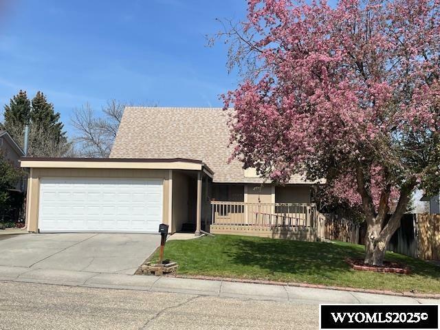 Property Photo: 1020 Carriage Lane WY 82609-2451