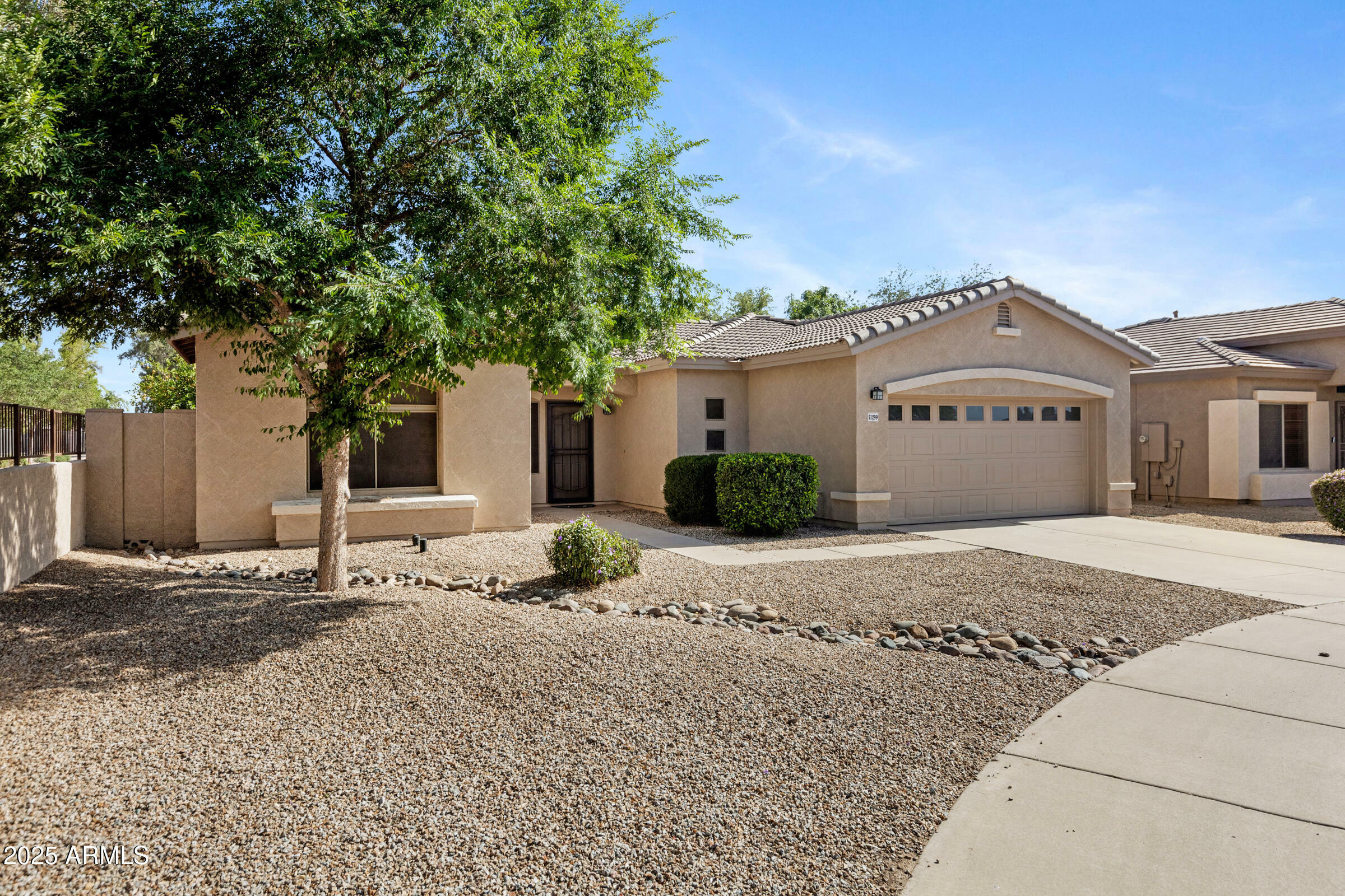 Property Photo: 21299 E Roundup Way AZ 85142