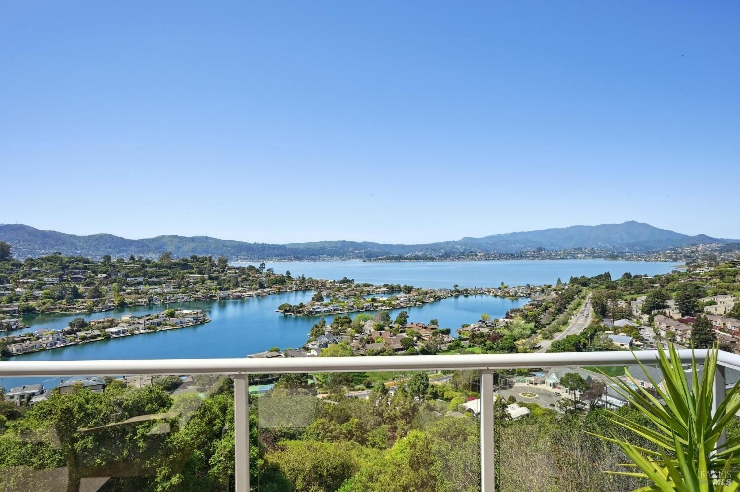 Property Photo: 52 Red Hill Circle CA 94920