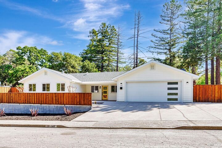 Property Photo:  140 Lobo Vista  CA 94947 