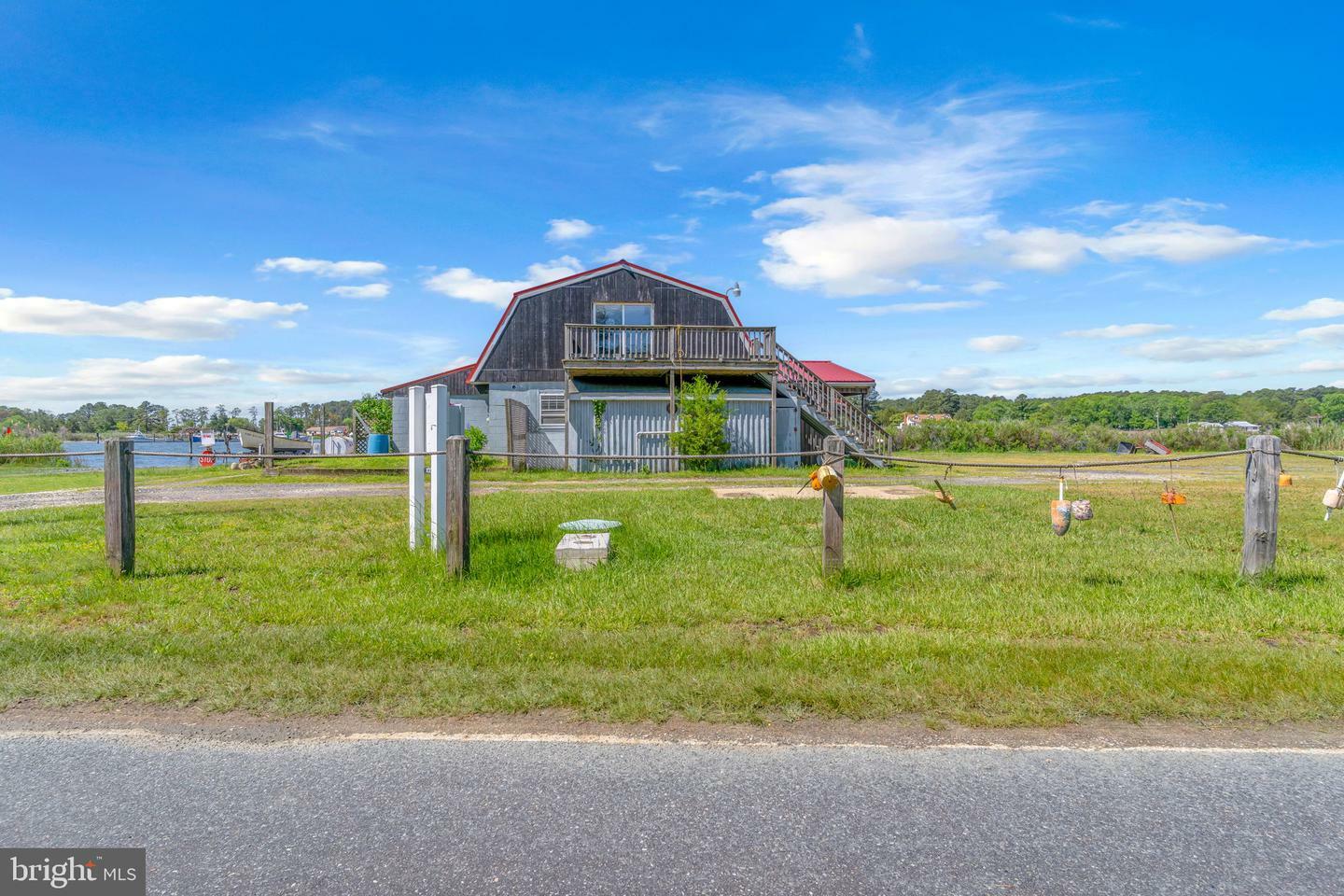 Property Photo: 16129 Piney Point Road MD 20674