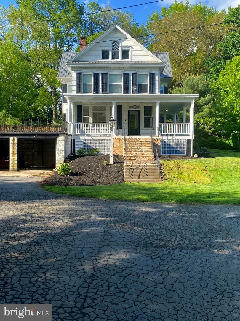 2027 Lincoln Way East  Chambersburg PA 17202 photo