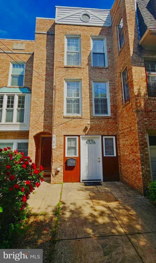 Property Photo: 3749 1/2 Kanawha Street NW DC 20015