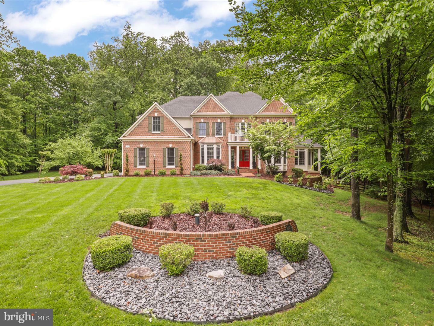 8197 Cottage Rose Court  Fairfax Station VA 22039 photo
