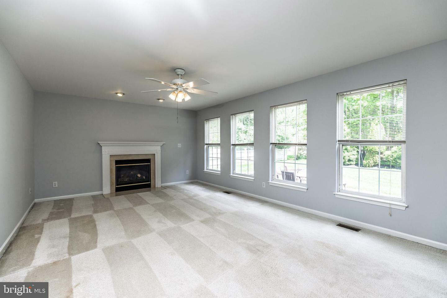 Property Photo: 460 Preakness Run DE 19702