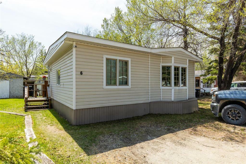 Property Photo: 6 Aspen Three Drive MB R5G 0M2