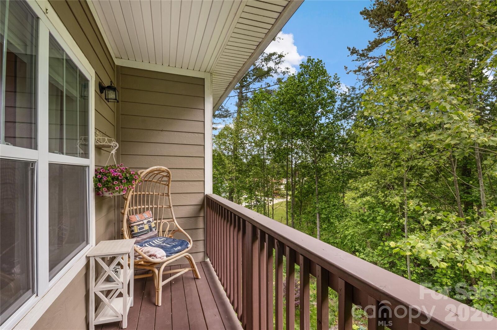 Property Photo:  124 Foxden Drive 303  NC 28732 