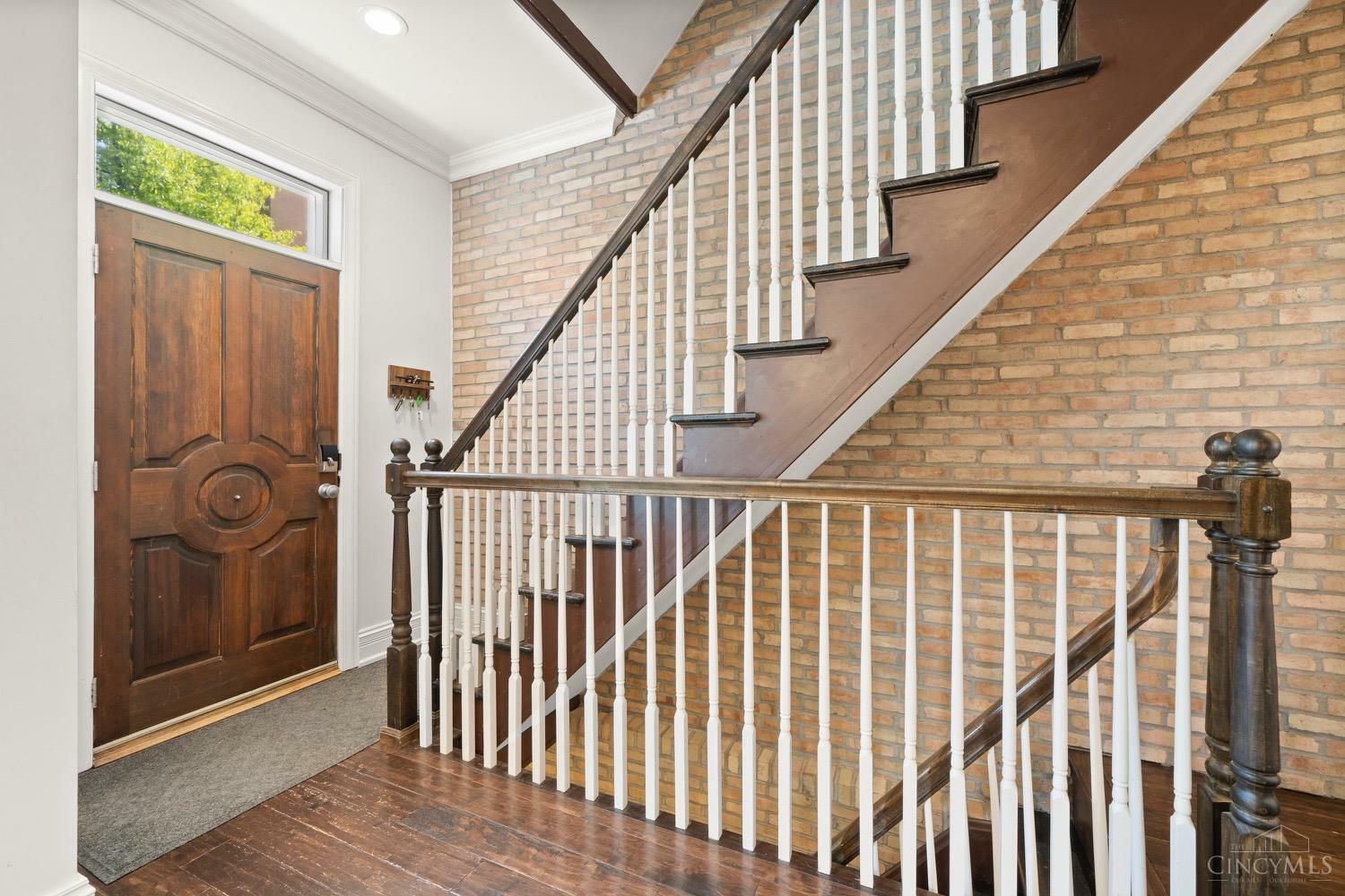 Property Photo: 203 Mulberry Street OH 45202