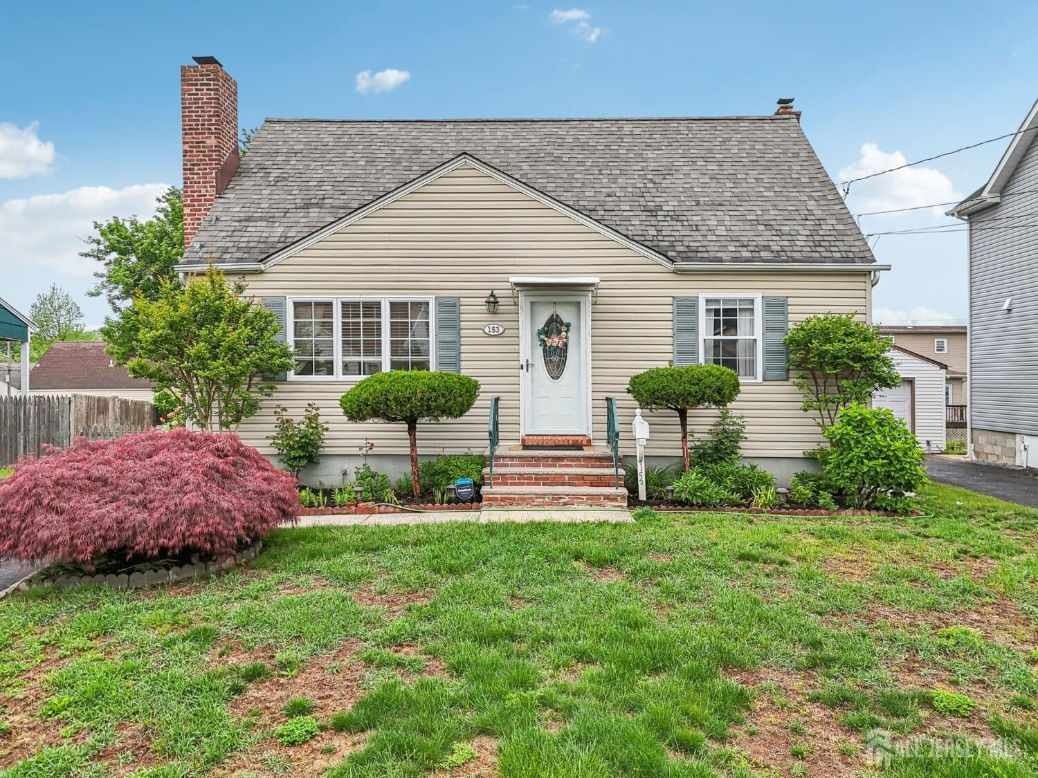 Property Photo:  153 E Hill Road E  NJ 07067 