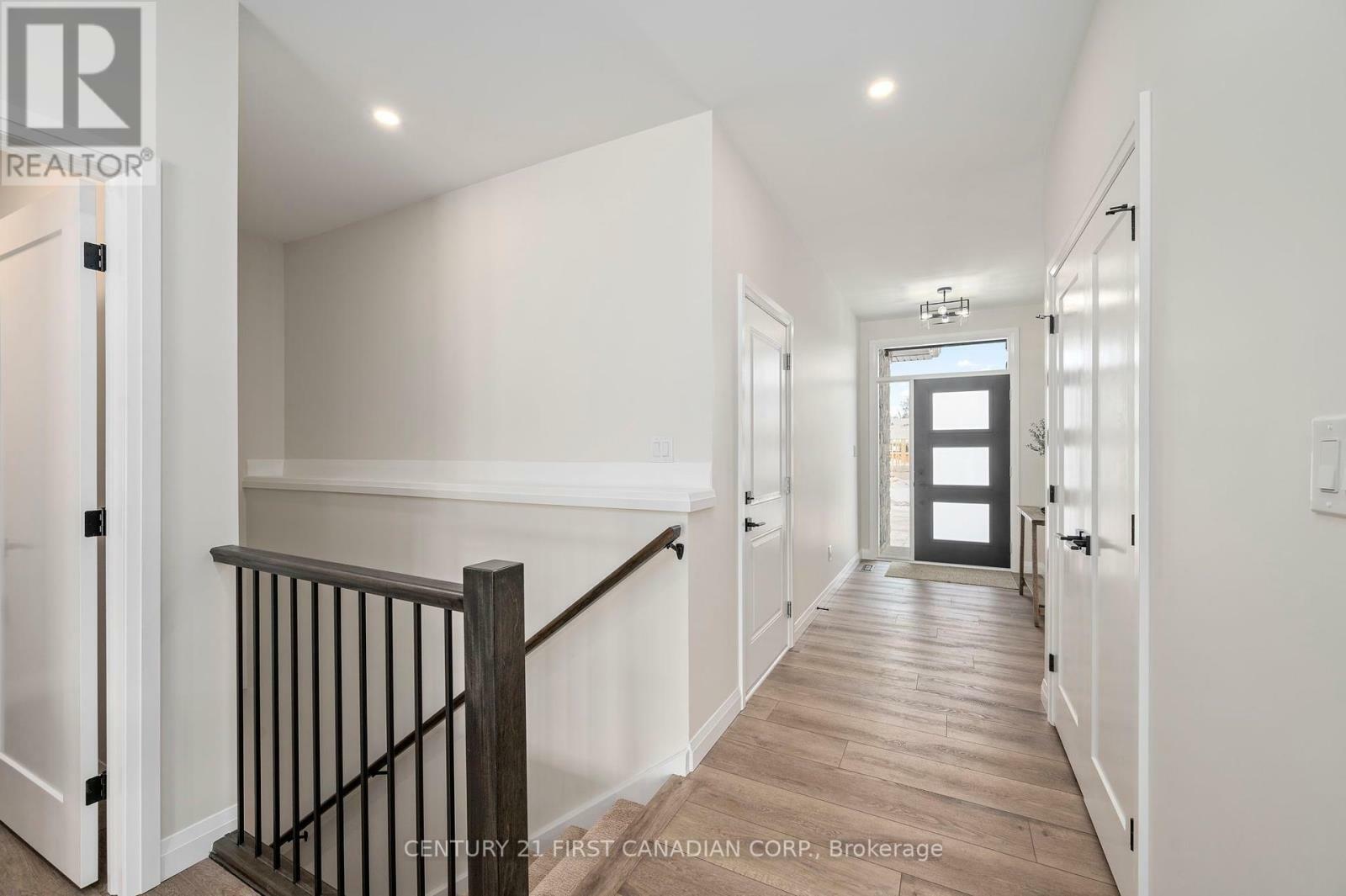 Property Photo: 32 Postma Crescent 5 ON N0M 1A0