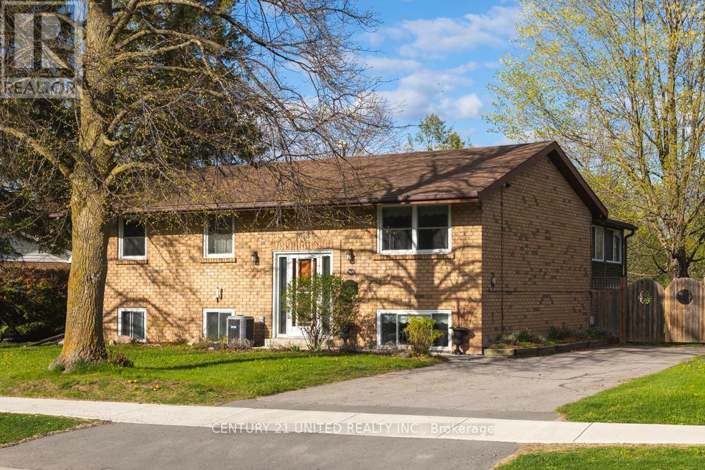 960 Barnardo Avenue  Peterborough North (South) ON K9H 5X1 photo