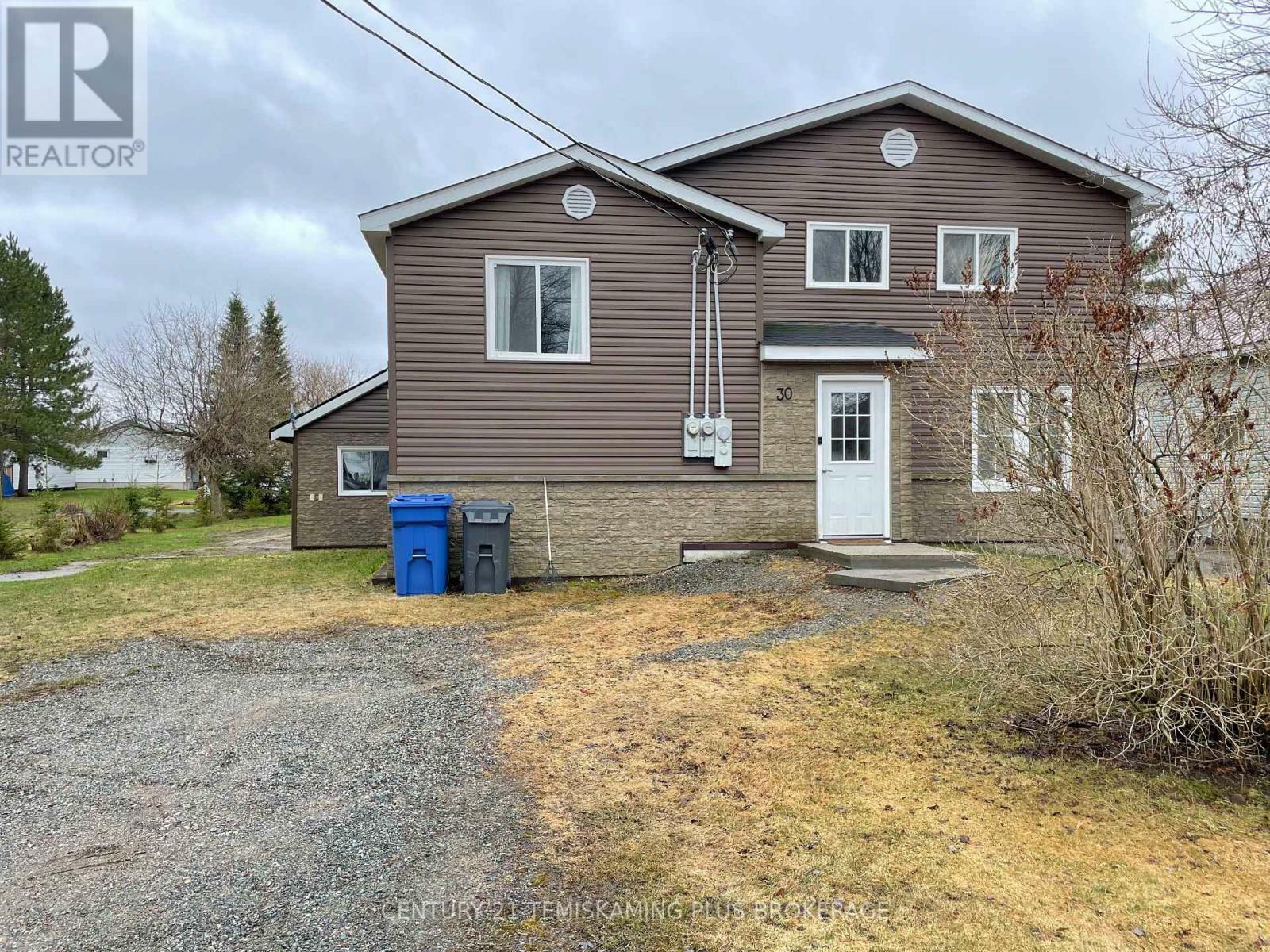 Property Photo: 30 Seventh Avenue ON P0J 1H0