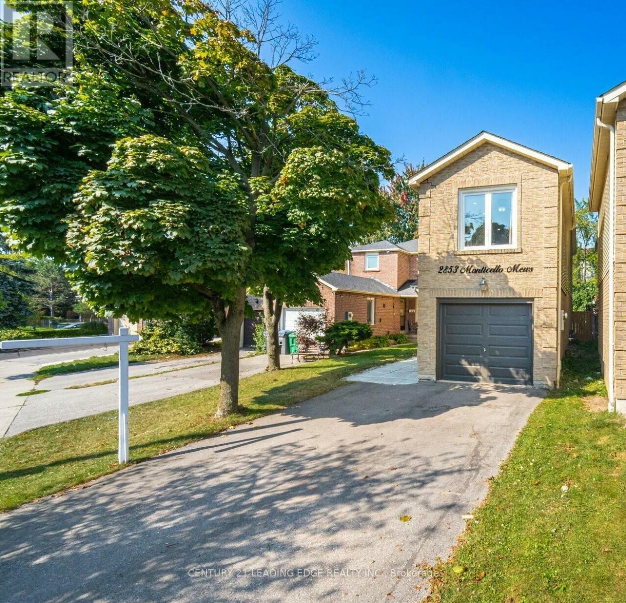 Property Photo: 2853 Monticello Mews ON L5N 4A2