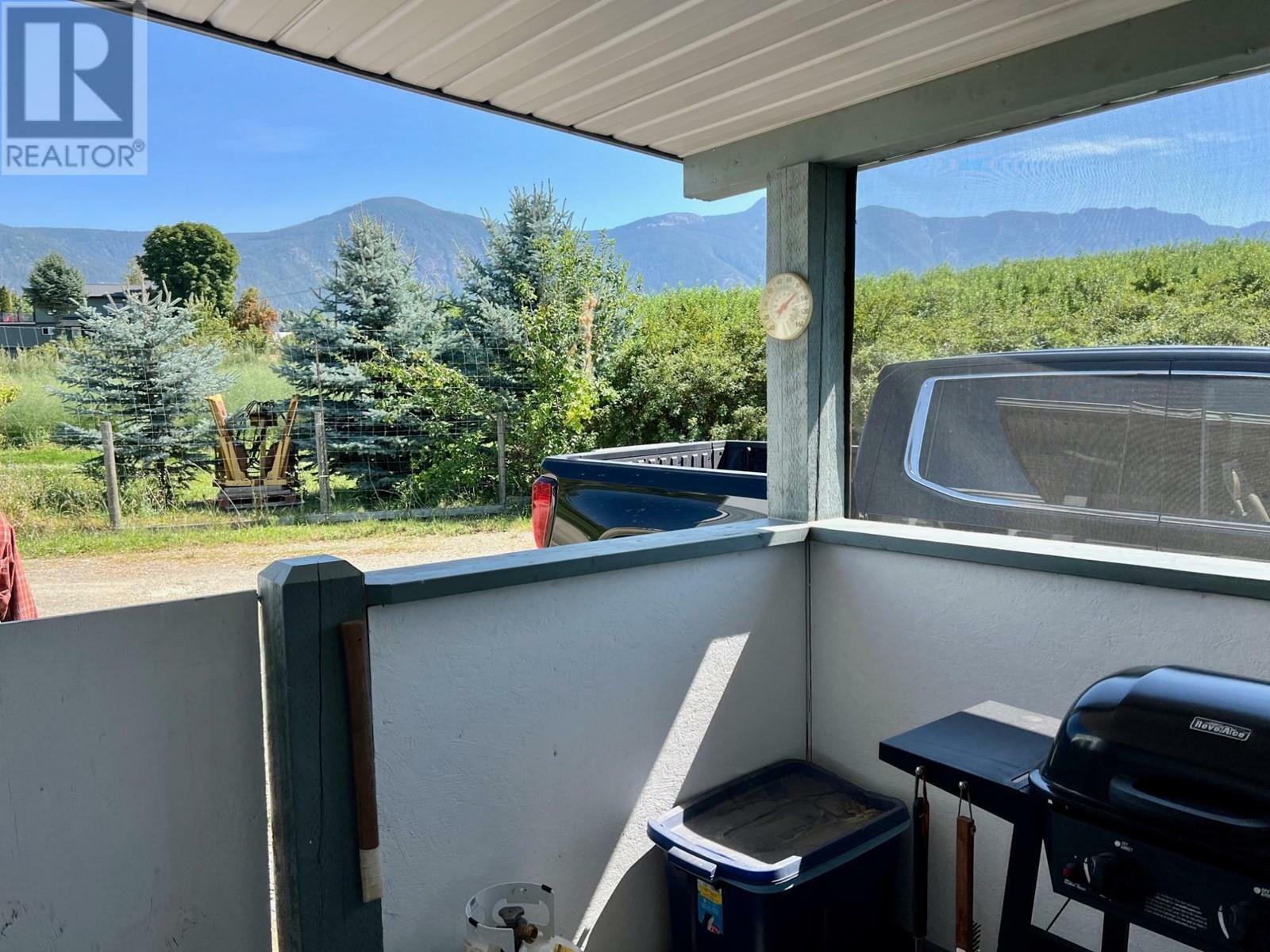 Property Photo: 3003 3 Highway 11 BC V0B 1G1