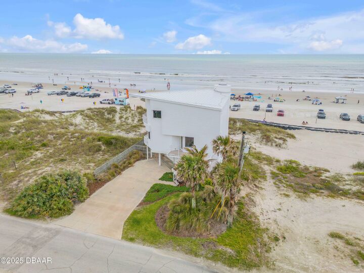Property Photo:  951 N Atlantic Avenue  FL 32169 