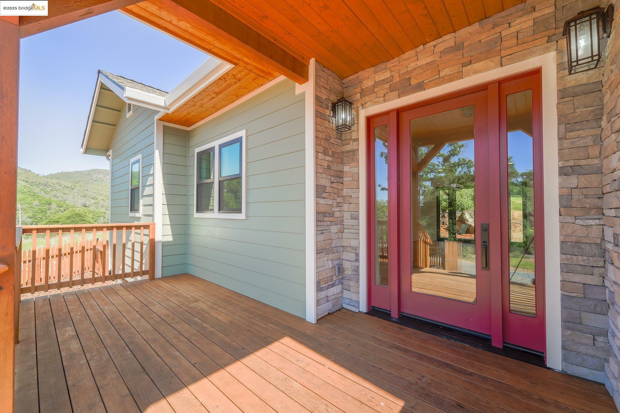 Property Photo: 11650 Hemphill Lane CA 95370