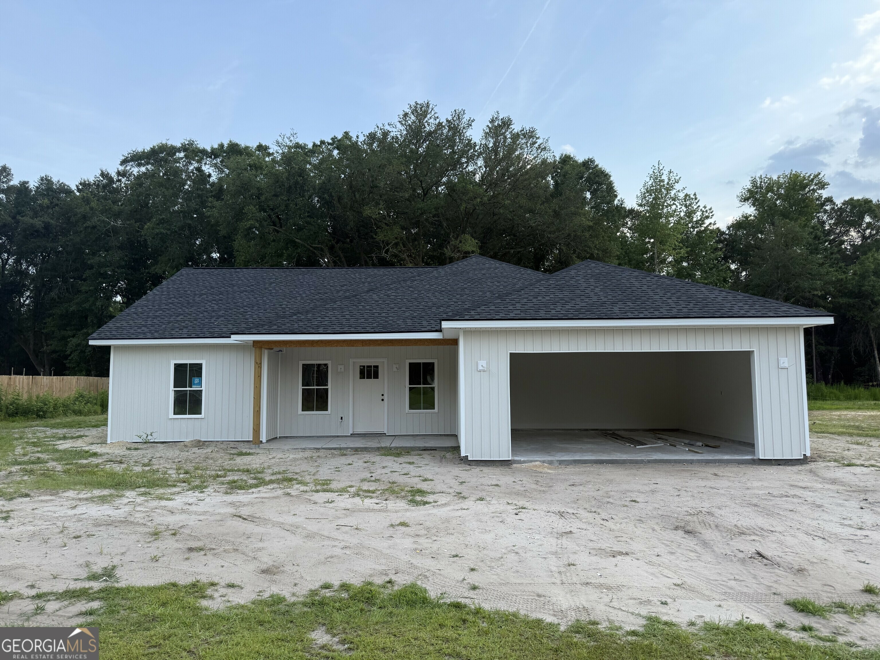 Property Photo: 130 NE Kalynne Way GA 31316