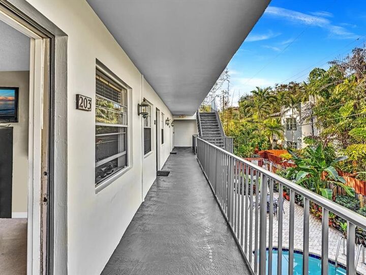 Property Photo:  215 NE 16th Ave 203  FL 33301 