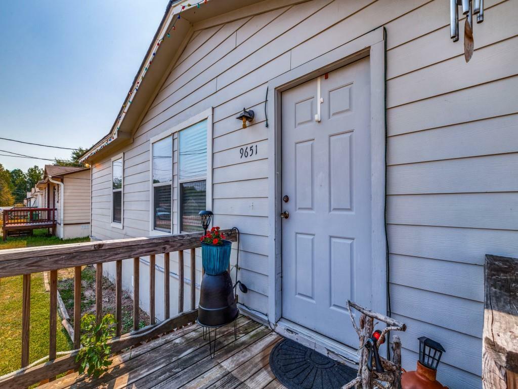 Property Photo: 9651 Oak Hill Drive TX 77318