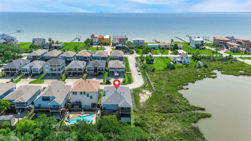 Property Photo: 2101 Menard Avenue TX 77586