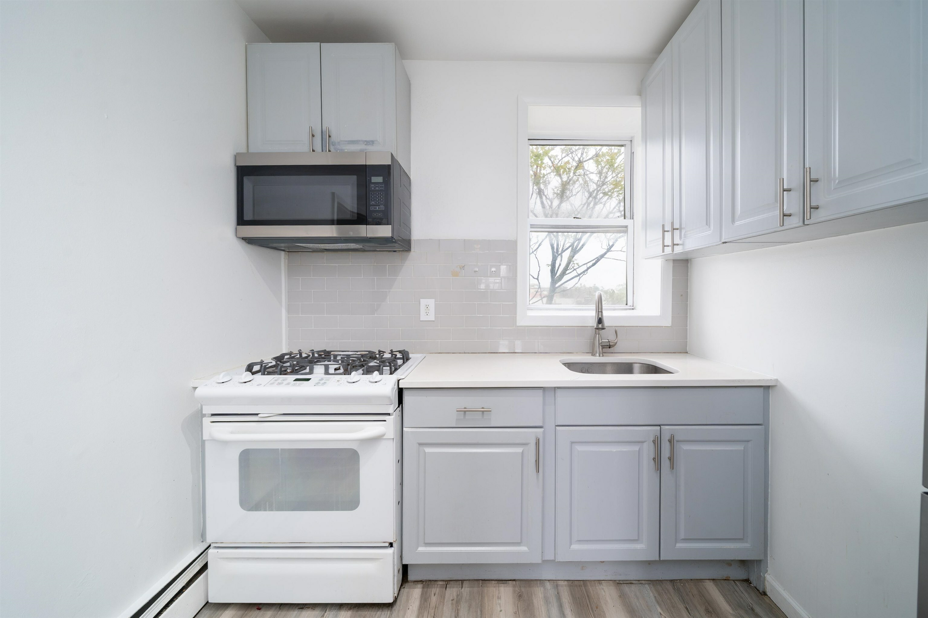 Property Photo:  310 Paterson Plank Rd 5A  NJ 07087 