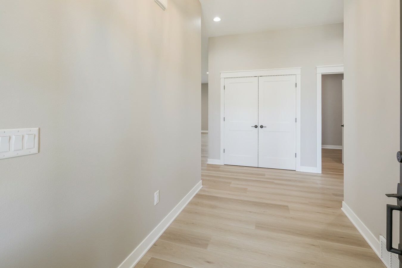 Property Photo:  712 Big Rock Park Road  IA 50219 