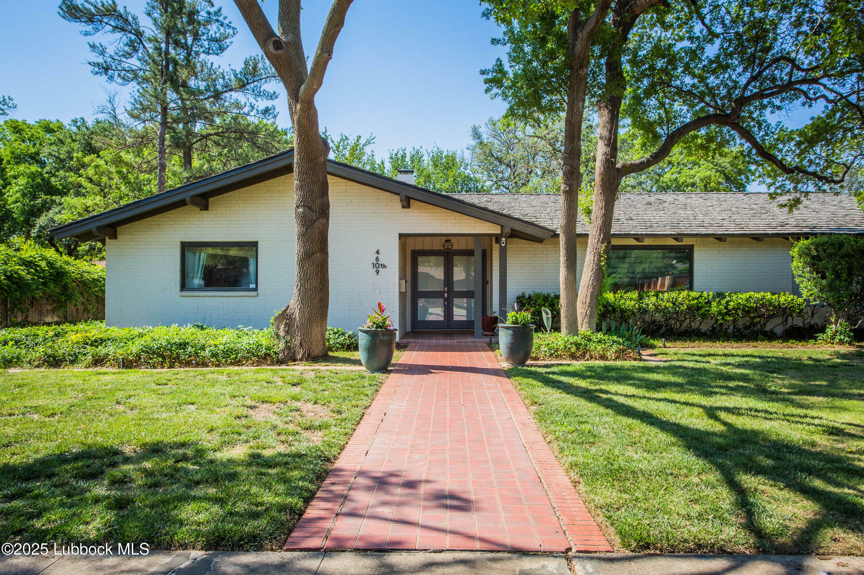 4609 10th Street  Lubbock TX 79416 photo