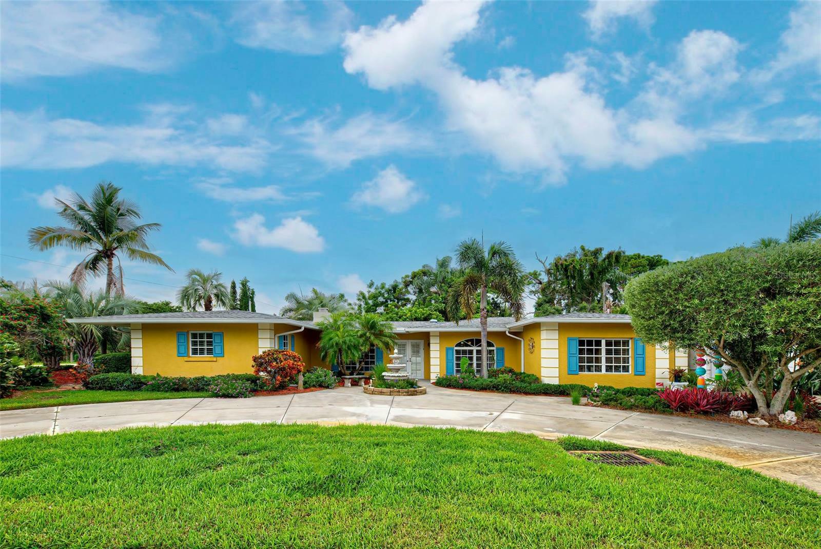 Property Photo: 401 Sunset Drive FL 34285