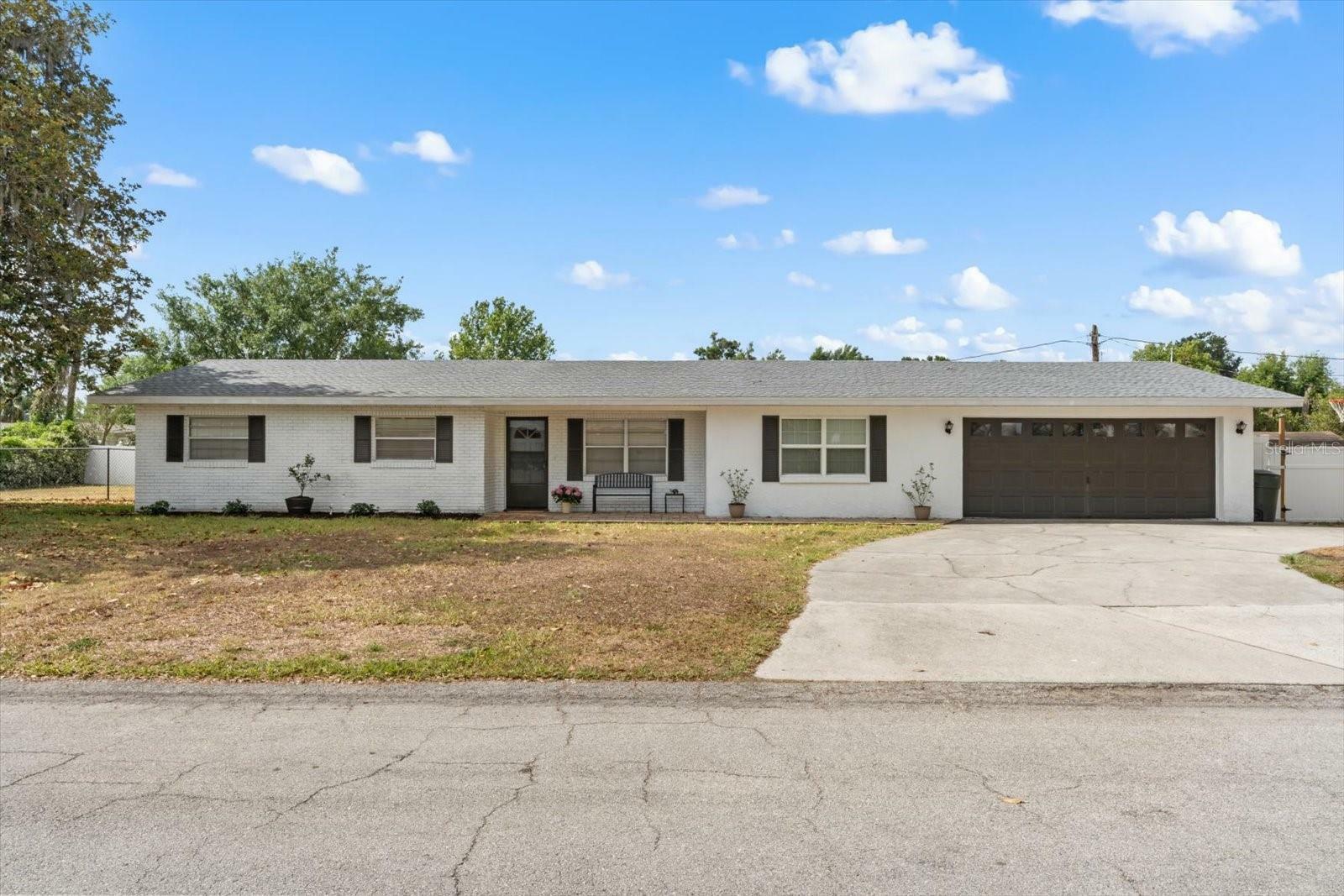 Property Photo: 455 W Plumosa Street FL 33830
