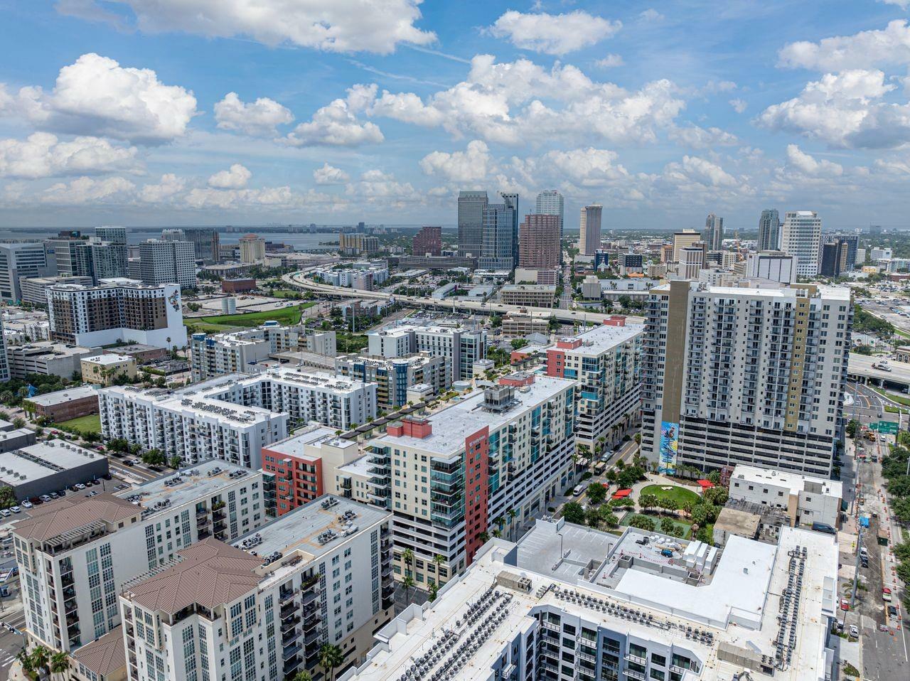 Property Photo: 1208 E Kennedy Boulevard 914 FL 33602