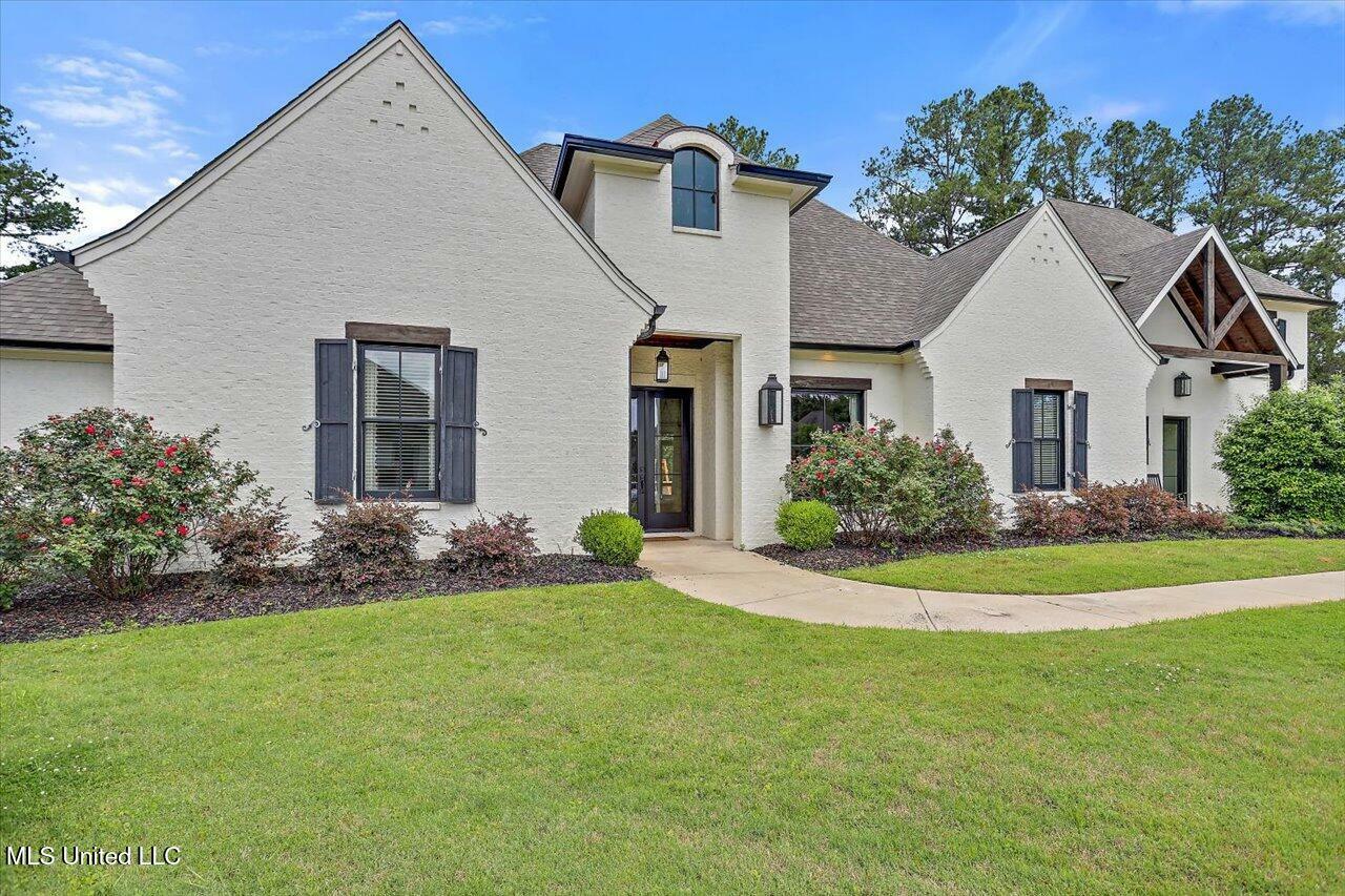 Property Photo: 504 Ironwood Court MS 39110