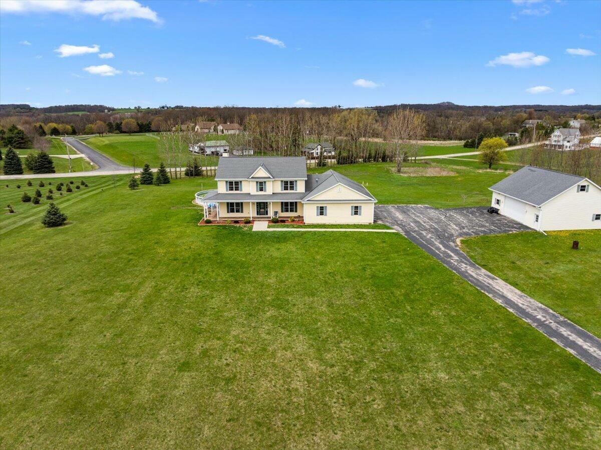 2583 Countryside Ln  Polk WI 53076 photo