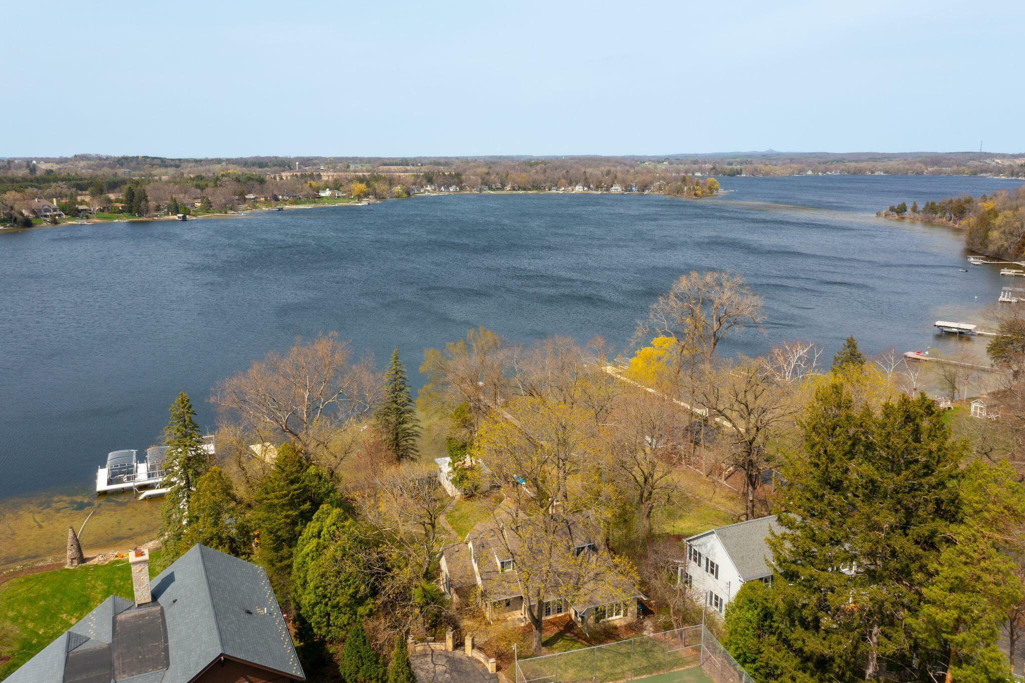 Property Photo: N67w32358 Wildwood Point Rd WI 53029