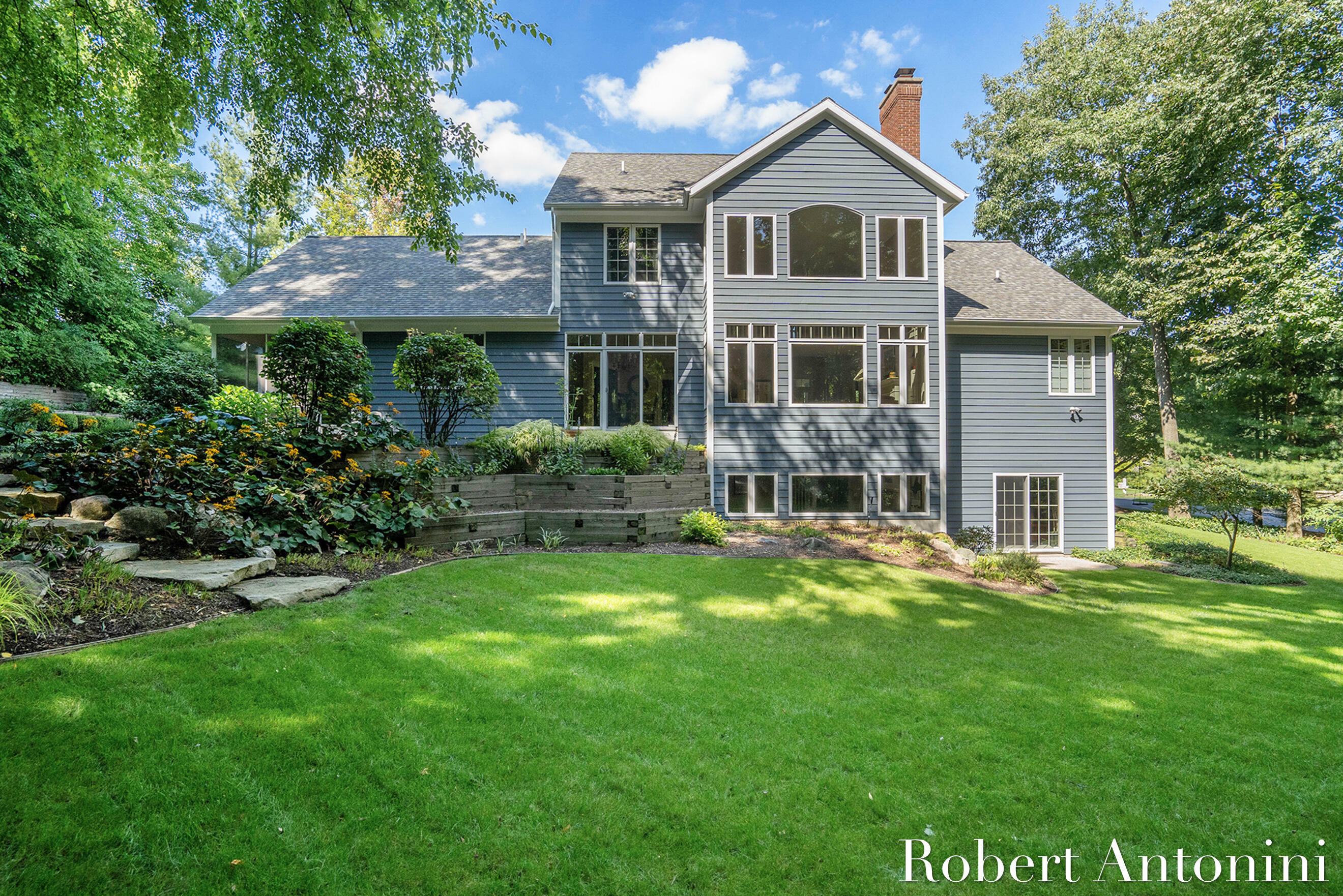 Property Photo: 3860 Foxglove Court NE MI 49525