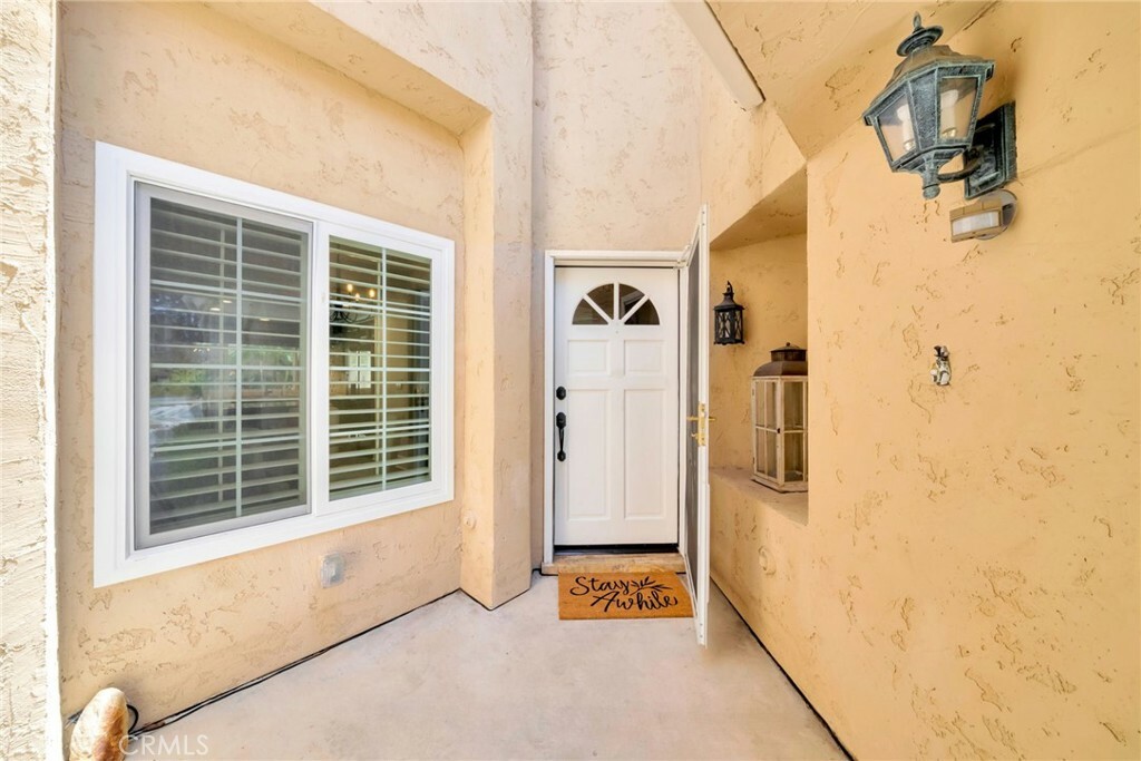Property Photo: 417 Via Presa CA 92672