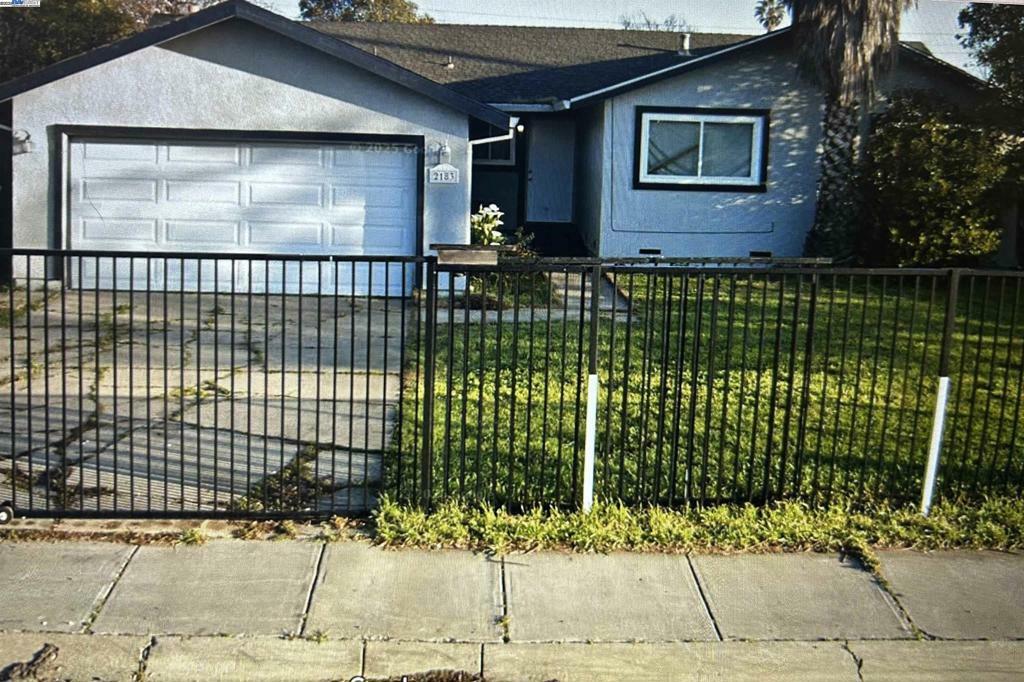 2183 Meadowview Rd  Sacramento CA 95832-1213 photo